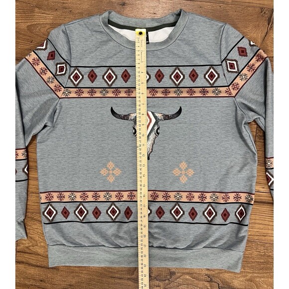 Emery Rose Sweatshirt Womens Large Aztec Western Pullover Cowgirl Graphic Rodeo - Picture 7 of 12